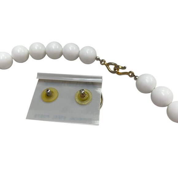 Vintage HUSH PUPPIES White 19" NECKLACE & 1.25" EARRINGS SURGICAL STEEL POSTS - Picture 4 of 4